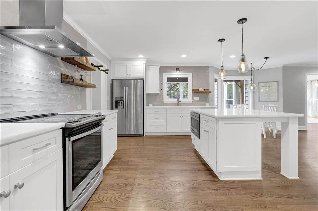 8100 Willow Tree Way