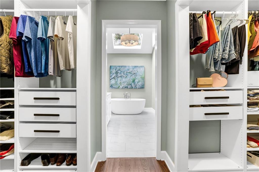 8100 Willow Tree Way