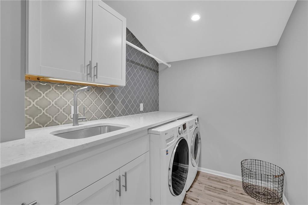 8100 Willow Tree Way