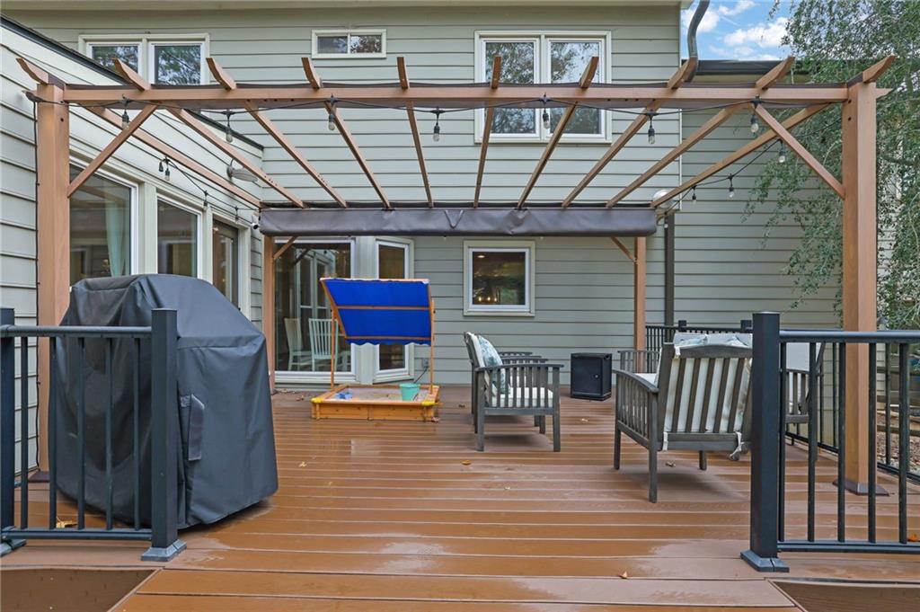 8100 Willow Tree Way