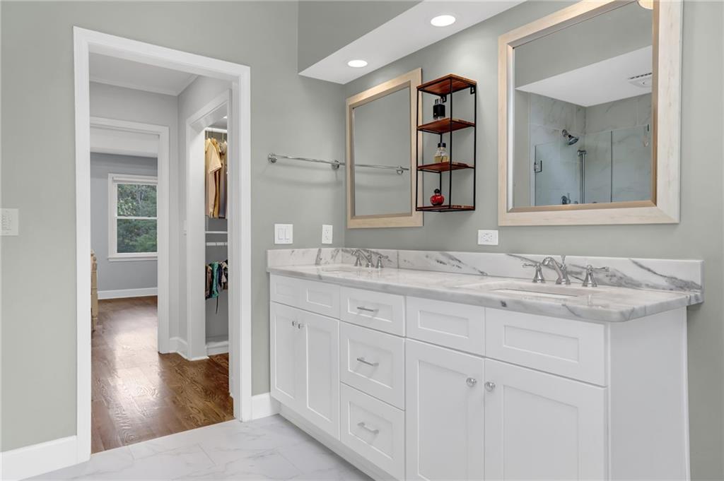 8100 Willow Tree Way