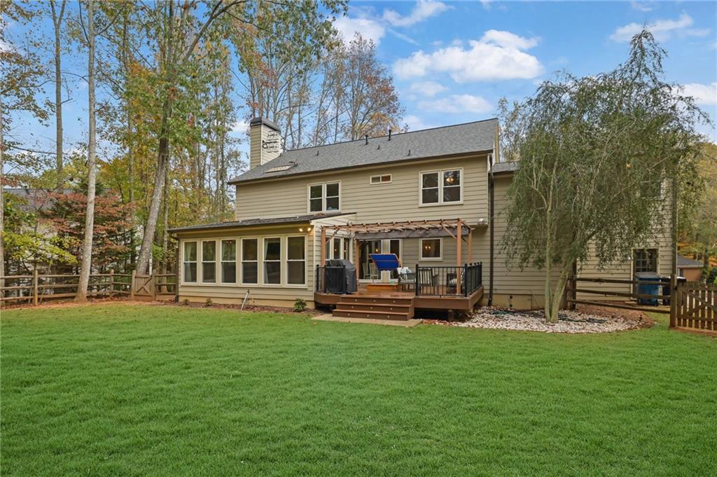 8100 Willow Tree Way