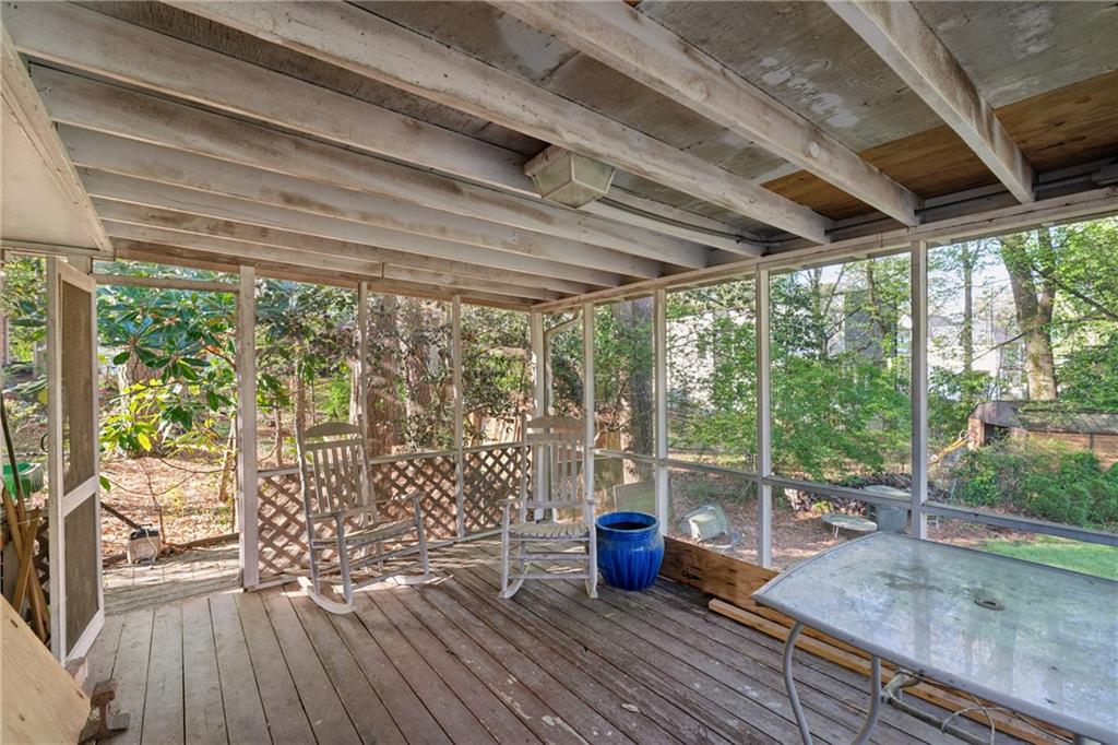 2434 Skyland Trail NE