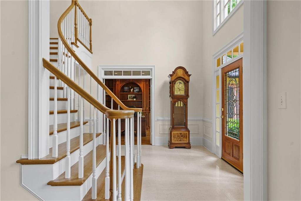 1100 Kensington Court