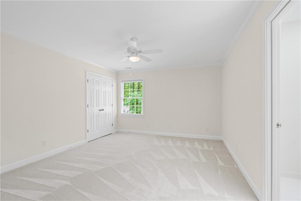 1100 Kensington Court