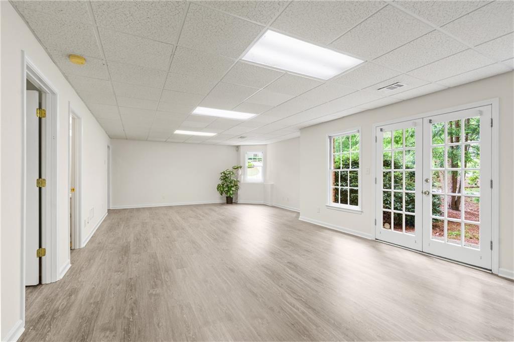 1100 Kensington Court