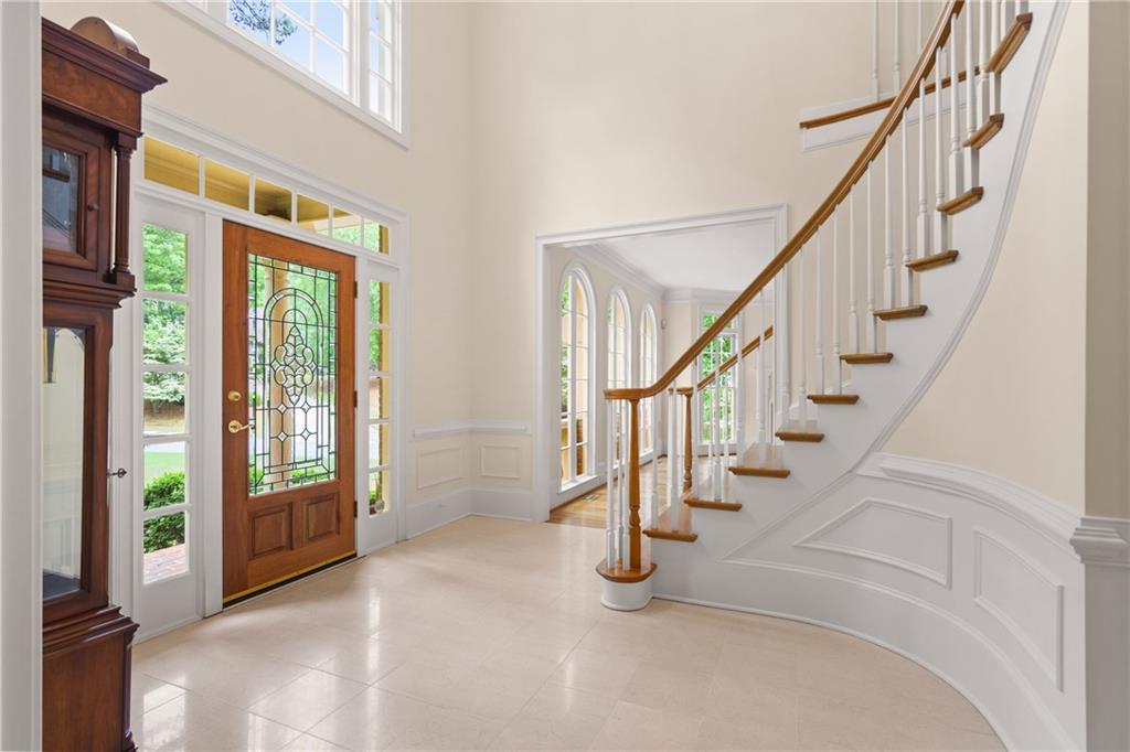 1100 Kensington Court