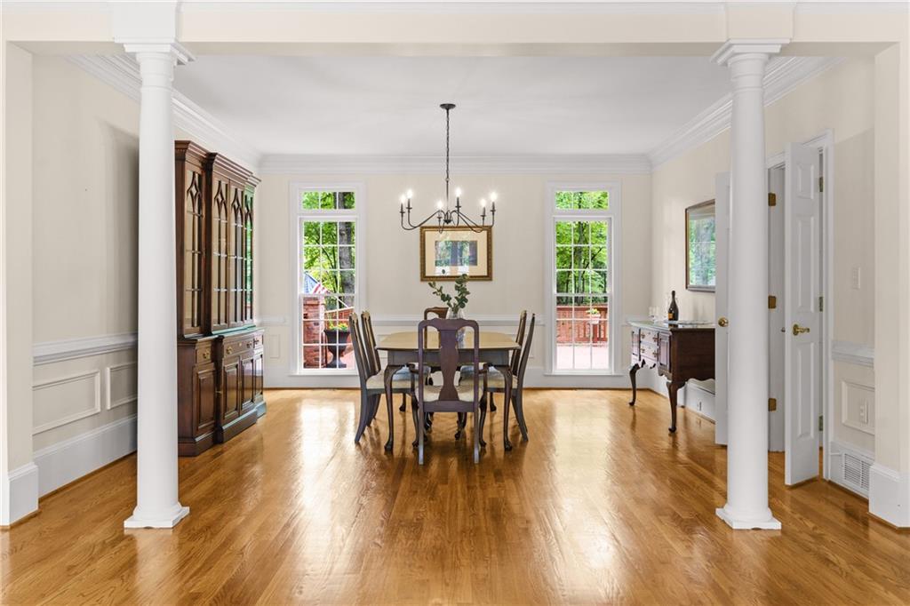 1100 Kensington Court