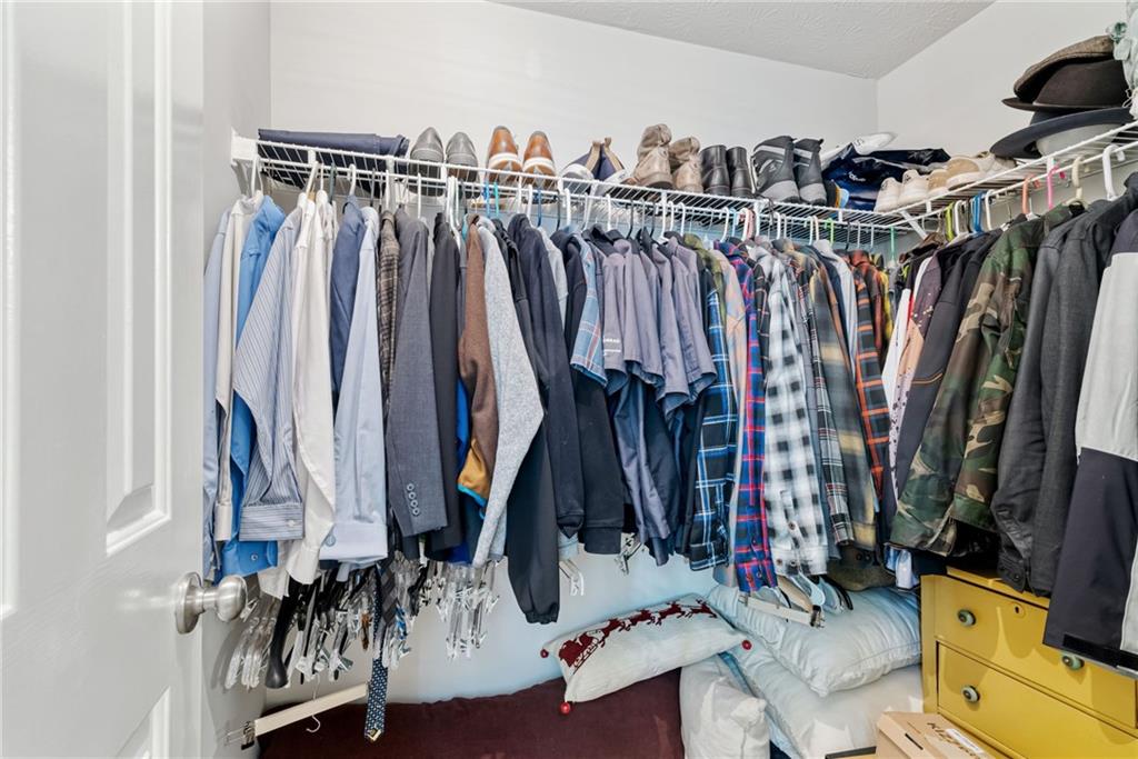 1025 Taylor Oaks Drive