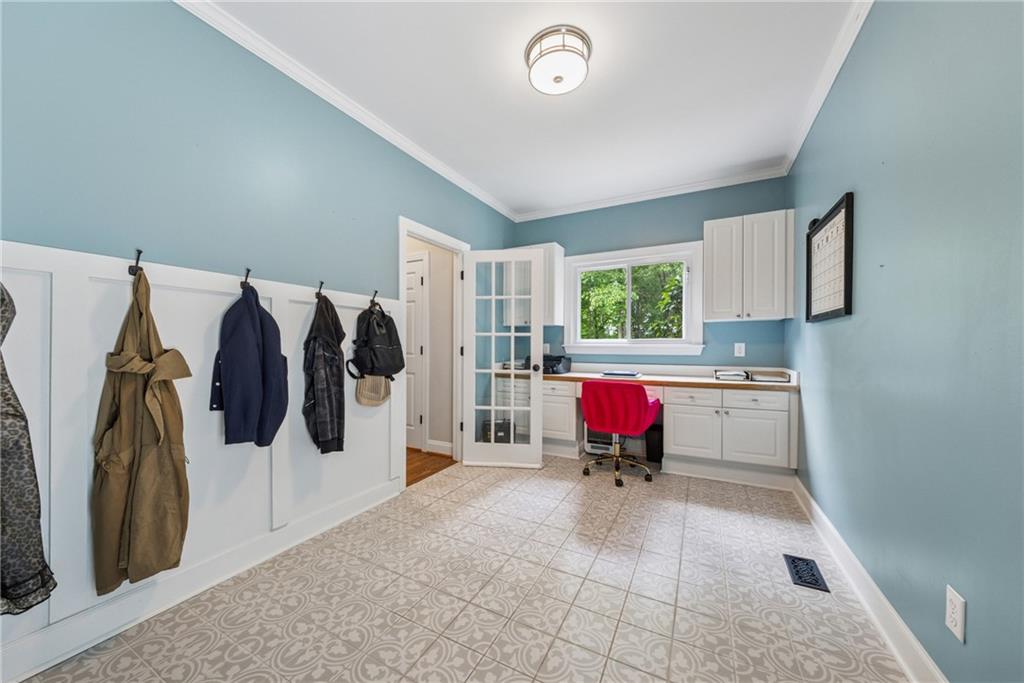 641 Lake Overlook Drive