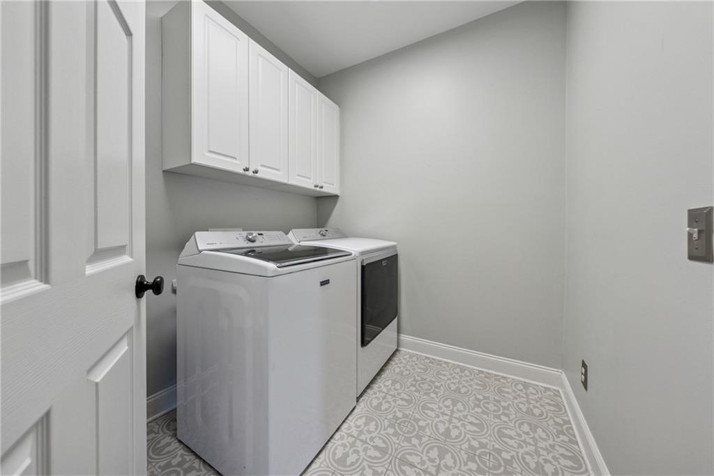 641 Lake Overlook Drive