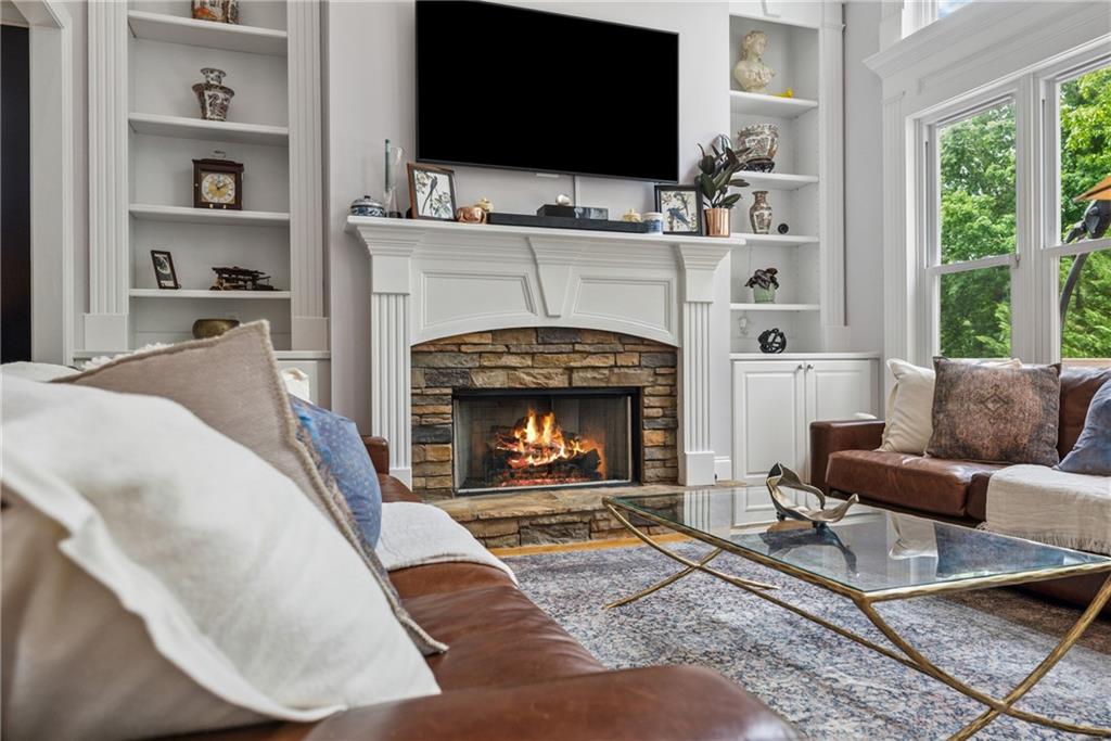 641 Lake Overlook Drive