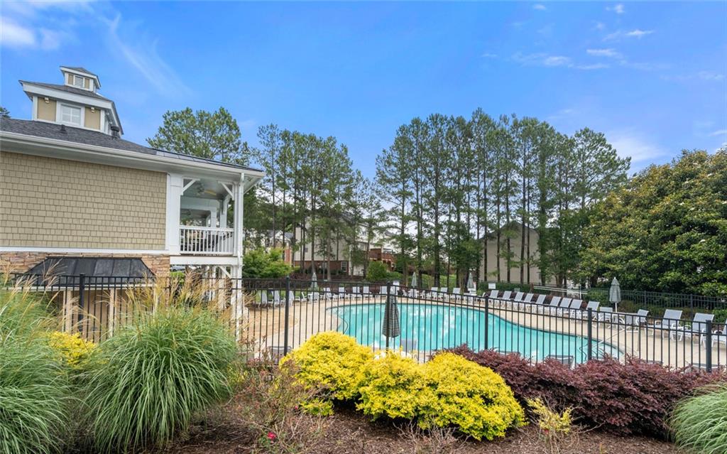 3655 Chattahoochee Summit Drive SE Unit 16