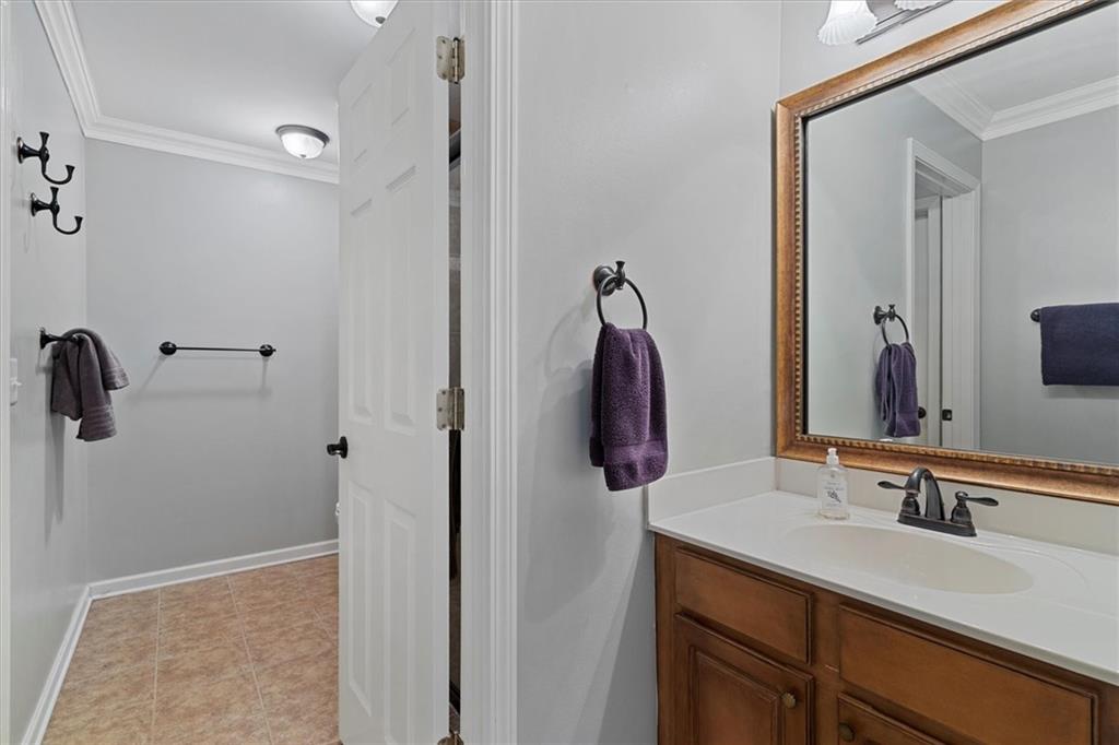 1020 Cathedral Drive