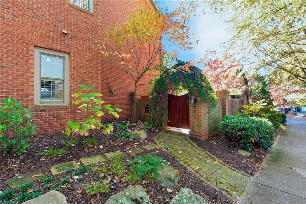 12474 Broadwell Road