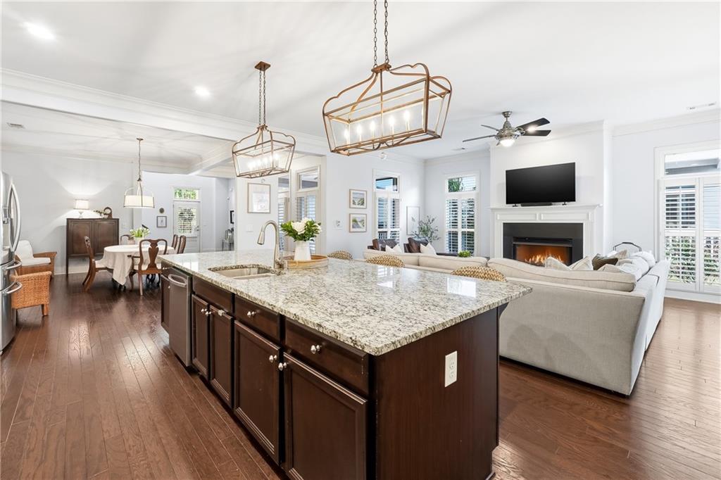 12506 Broadwell Road