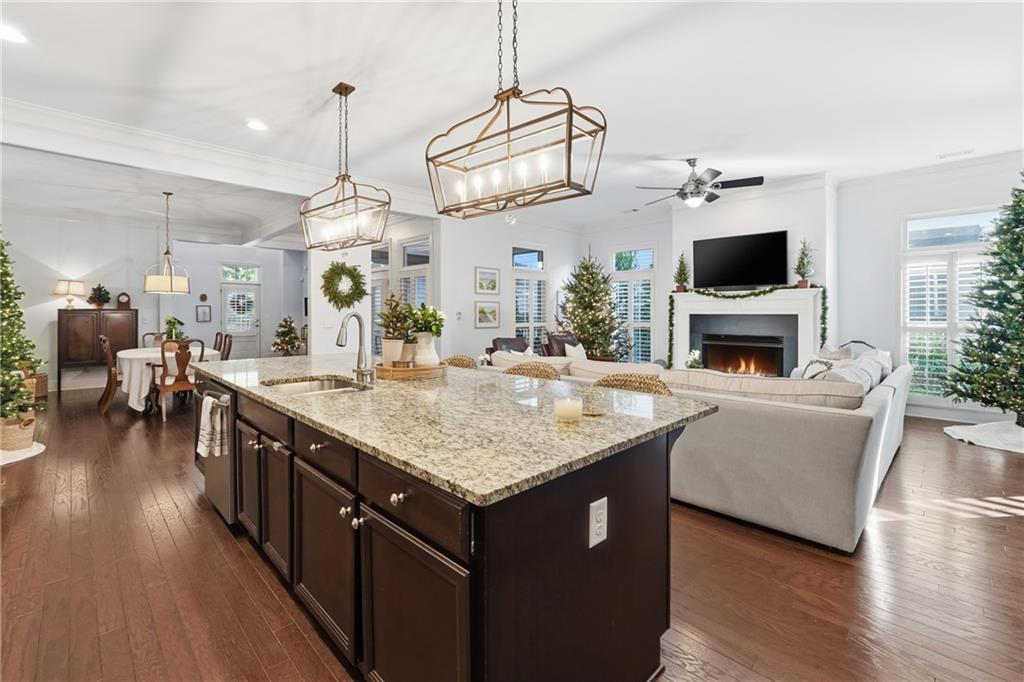 12506 Broadwell Road