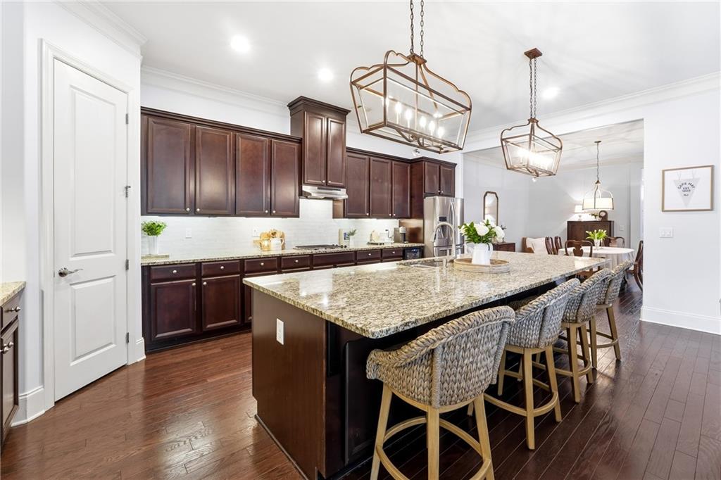 12506 Broadwell Road