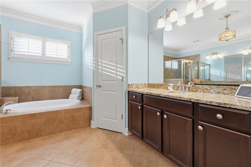 12506 Broadwell Road