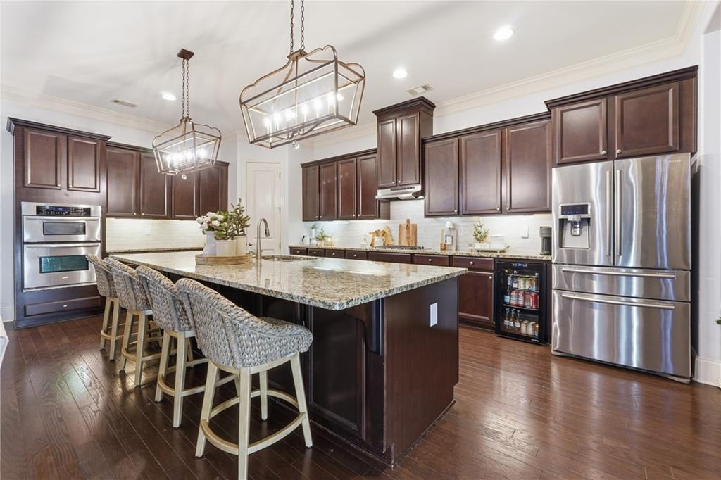 12506 Broadwell Road