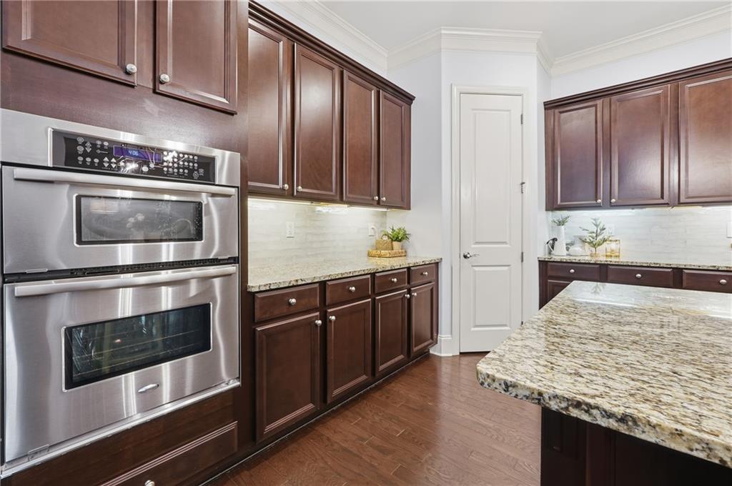 12506 Broadwell Road