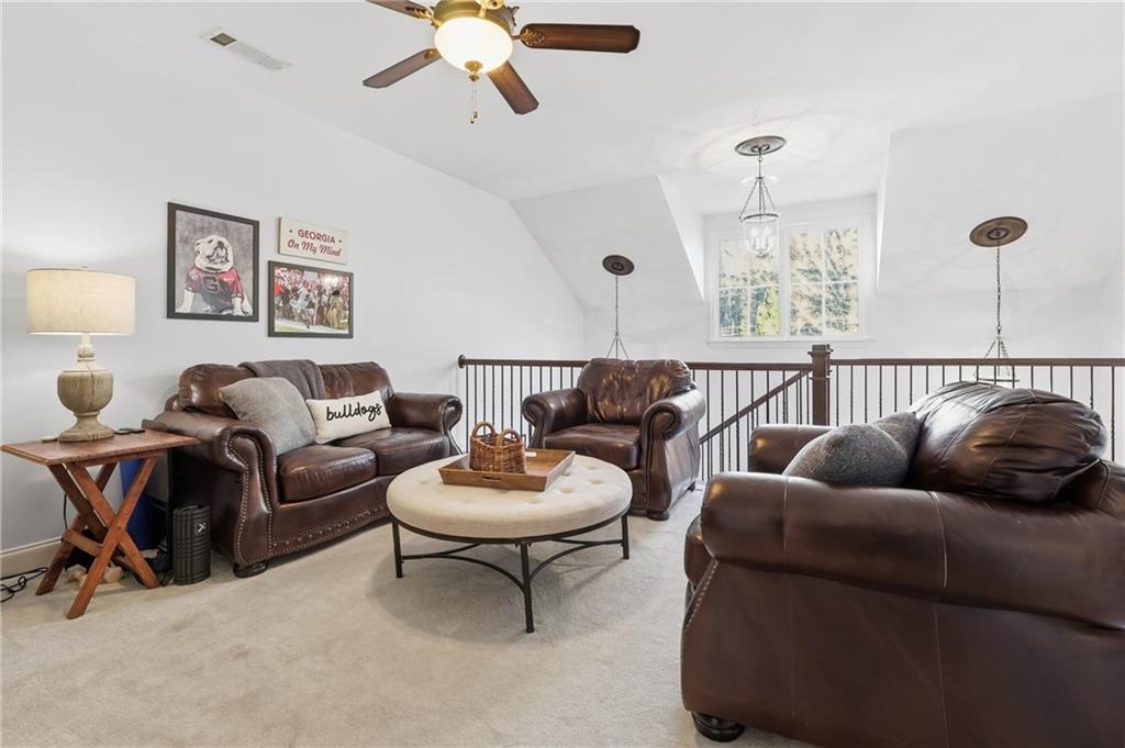 12506 Broadwell Road