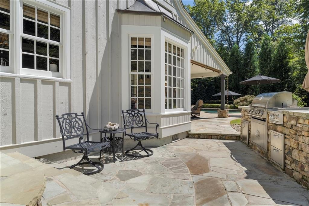 110 Manor Ridge Drive