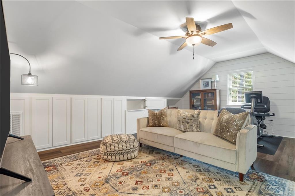 110 Manor Ridge Drive