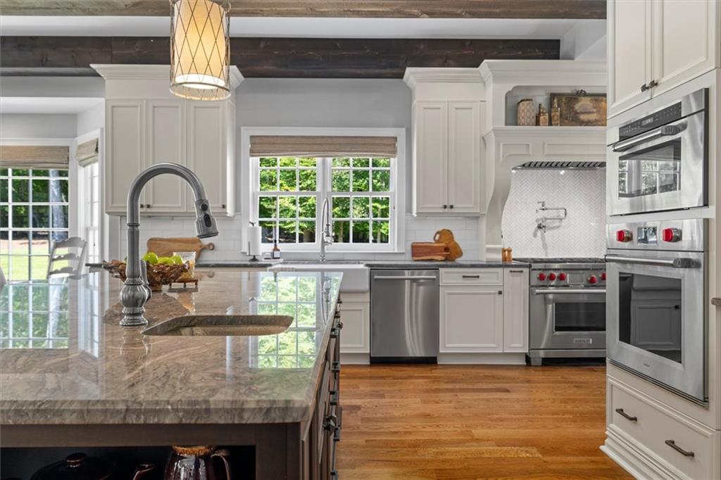 110 Manor Ridge Drive