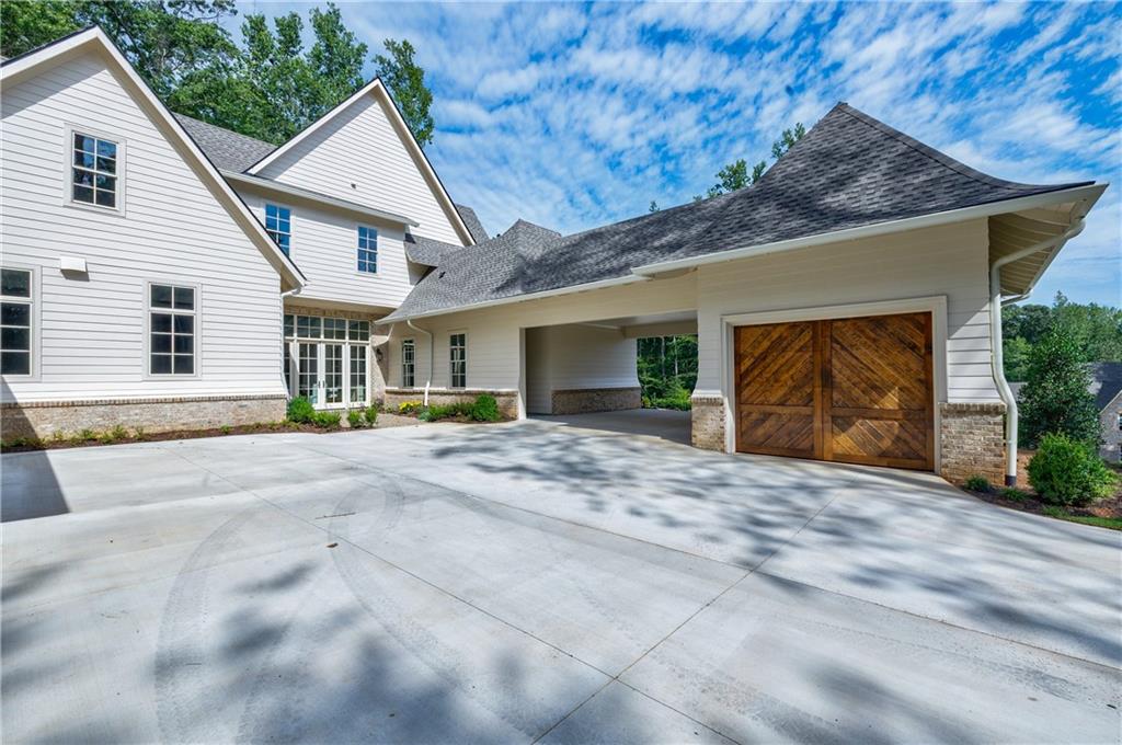 125 Laurel Brook Ln