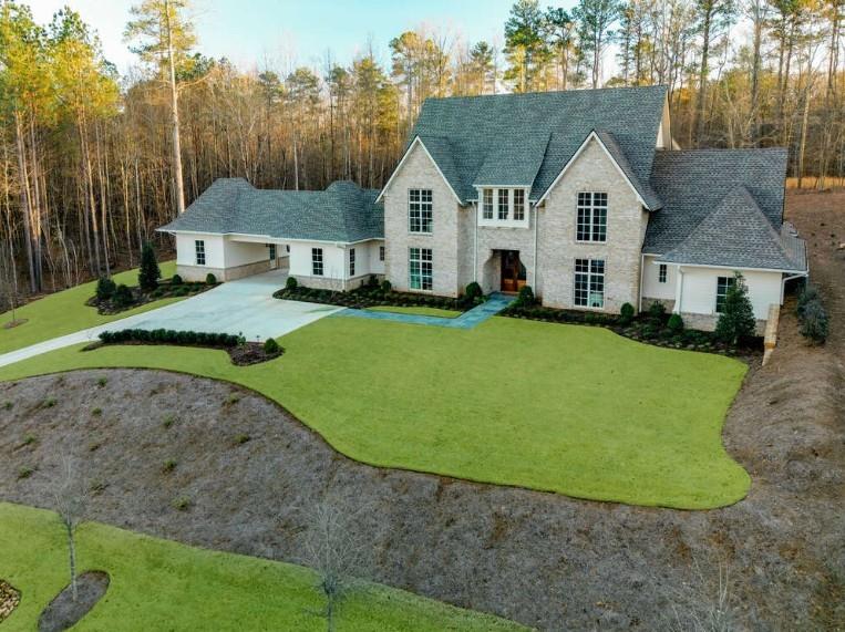 125 Laurel Brook Ln