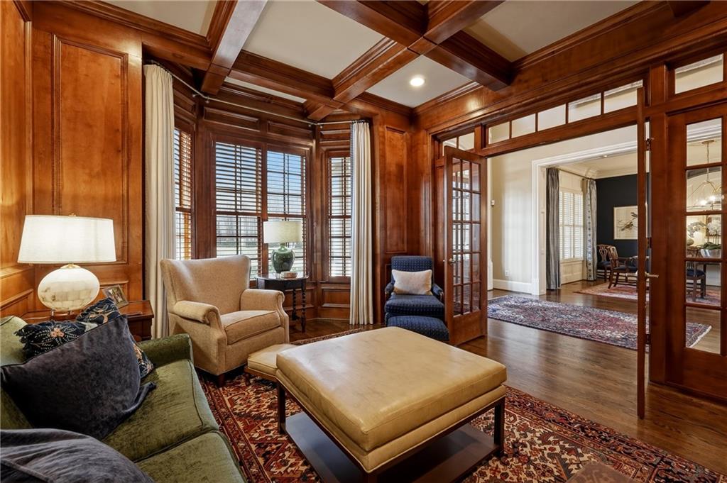 5430 Laurel Oak Drive