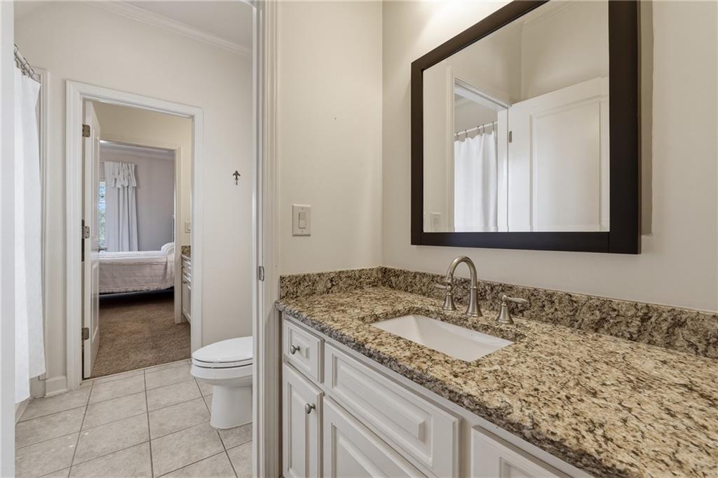 5430 Laurel Oak Drive