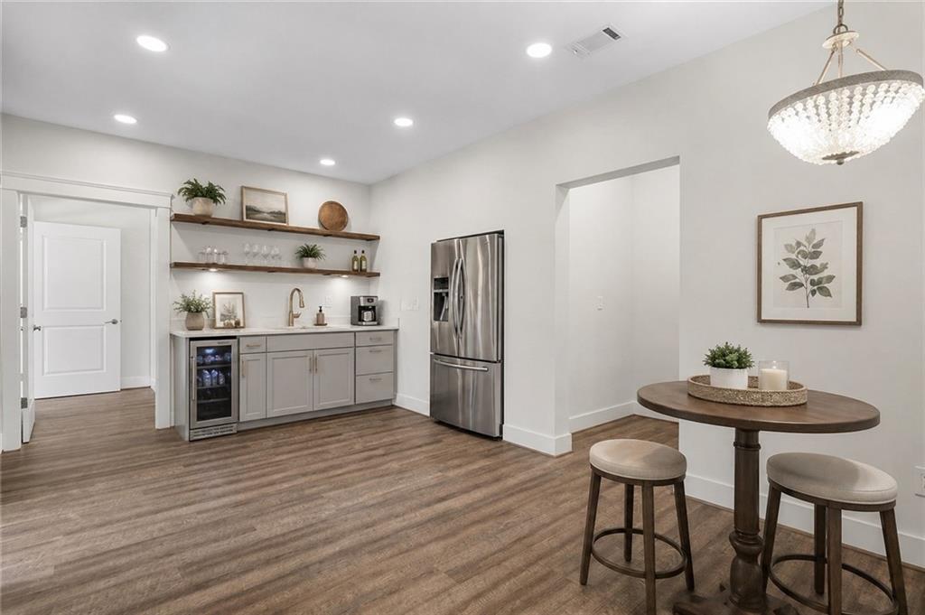 208 Windsor Green Court