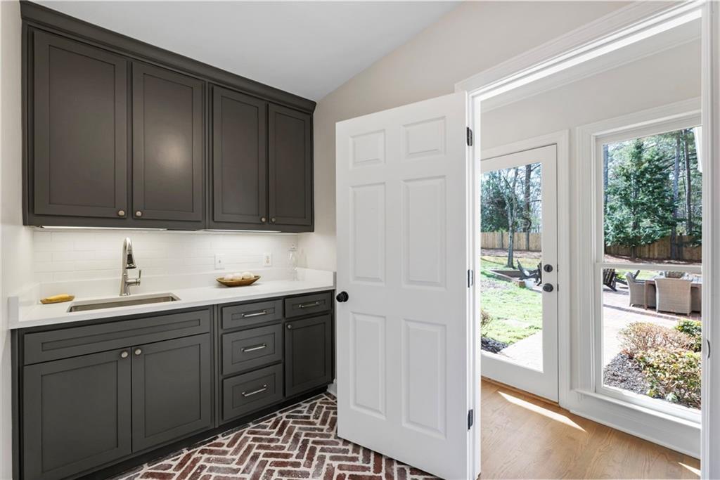 1115 Marka Lane