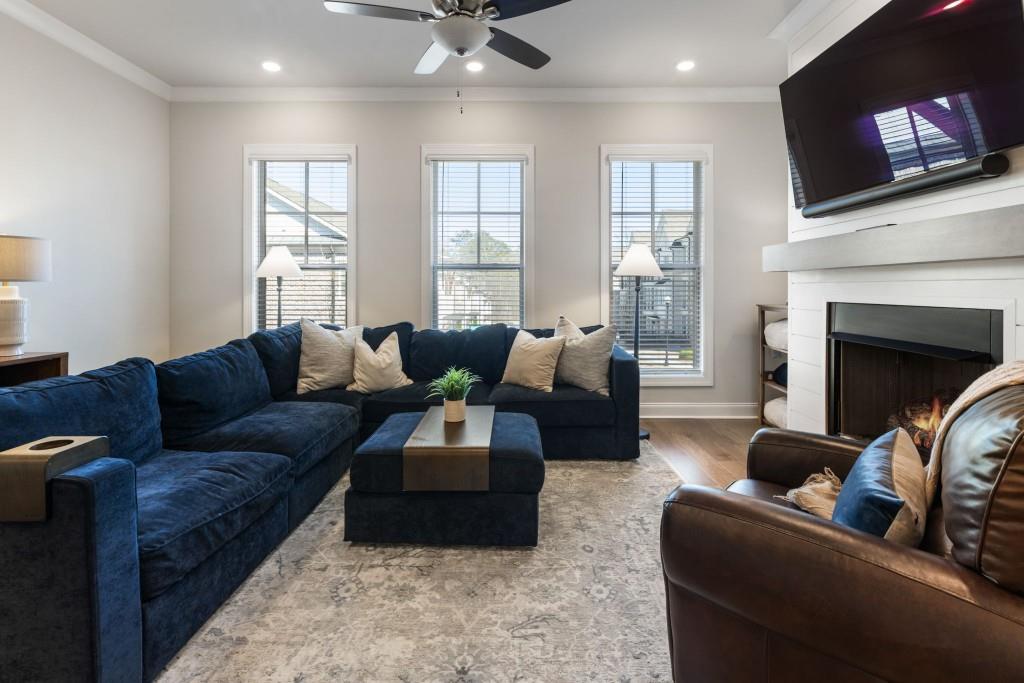 116 Everley Walk