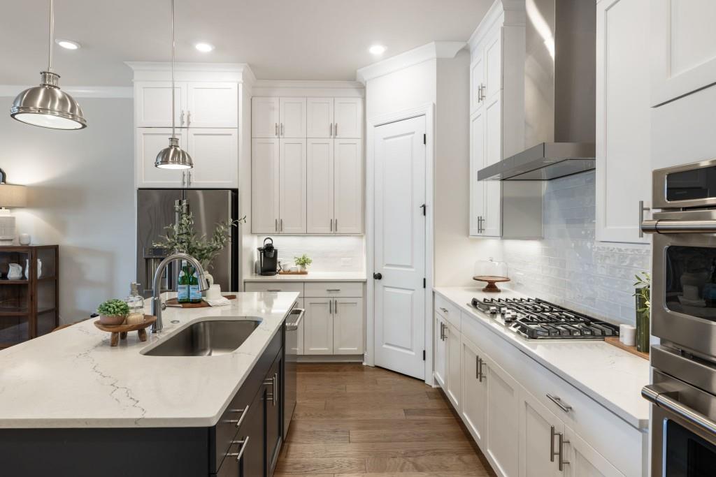116 Everley Walk