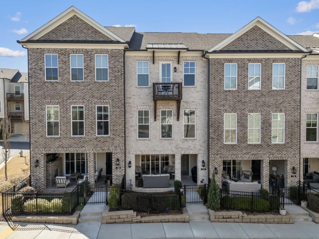 116 Everley Walk