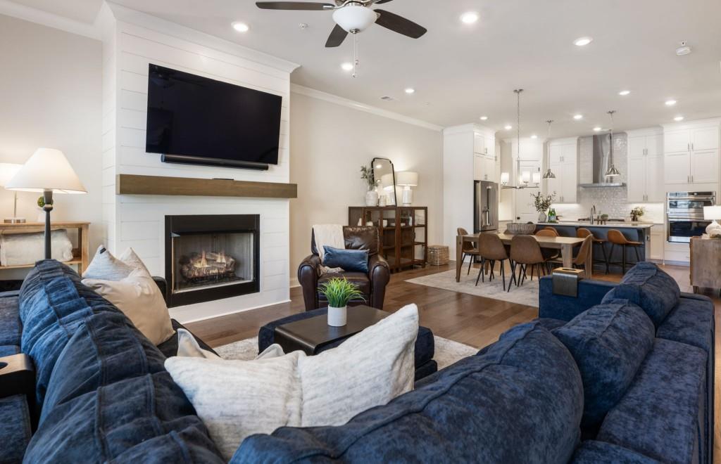 116 Everley Walk