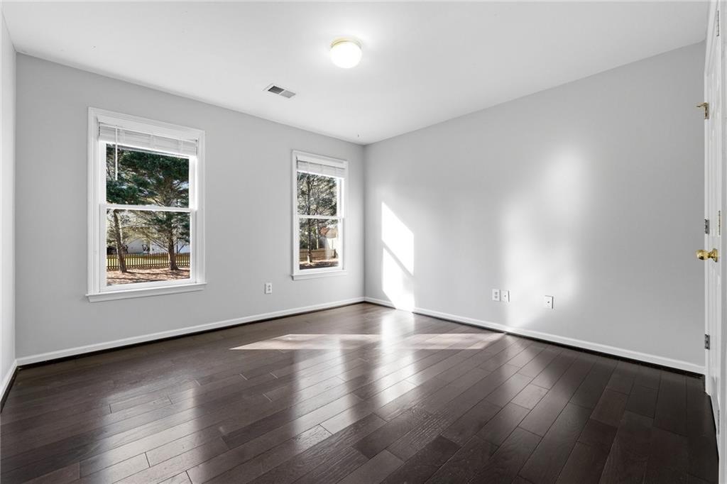 5020 Jonquilla Drive