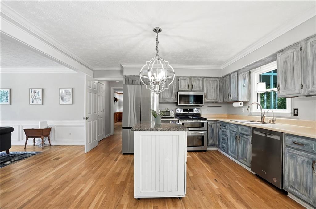 13770 Birmingham Highway