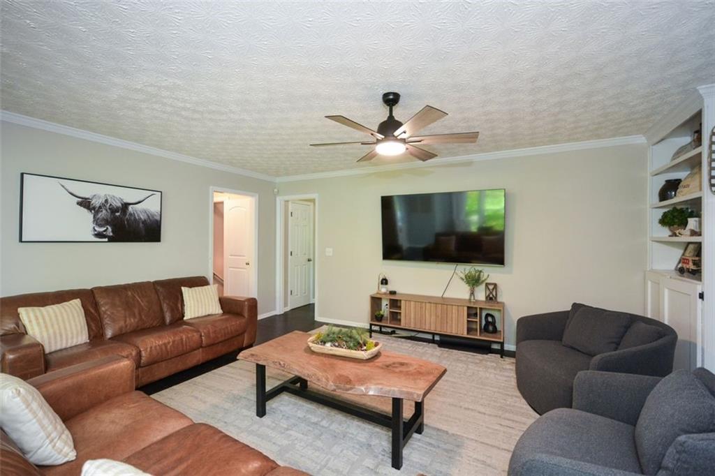 304 Cacique Court
