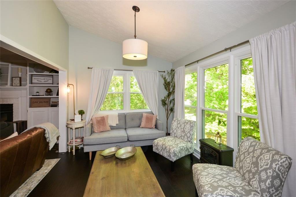 304 Cacique Court