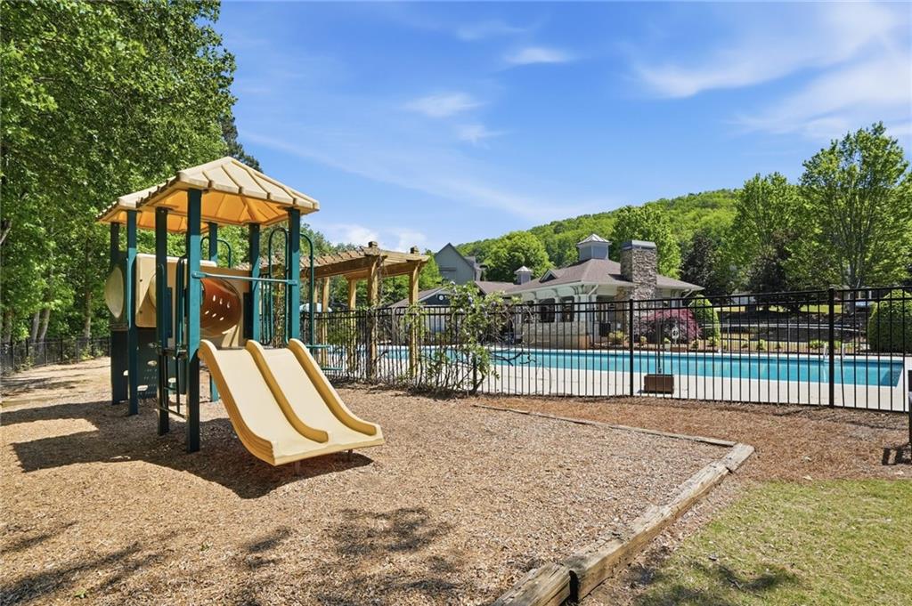 1995 Poplar Ridge Place