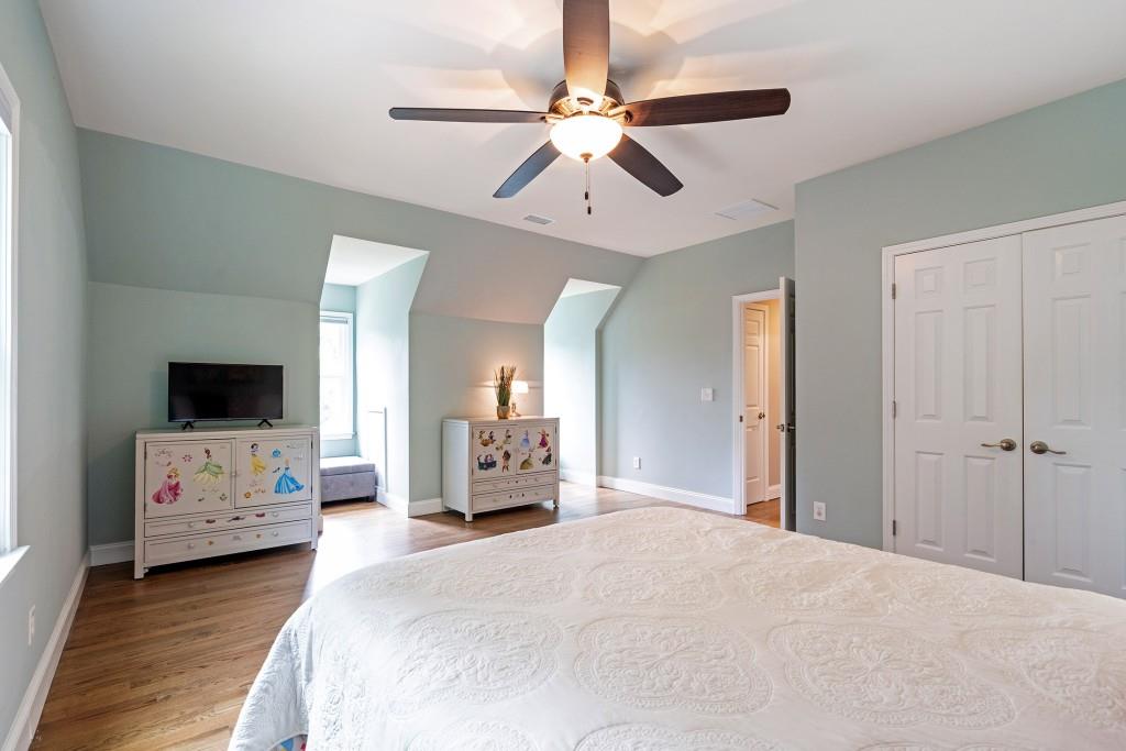 280 Sweet Briar Court