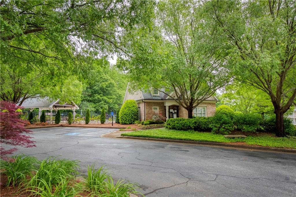1110 Bascomb Farm Drive