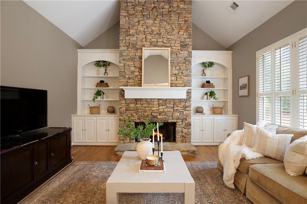 1110 Bascomb Farm Drive