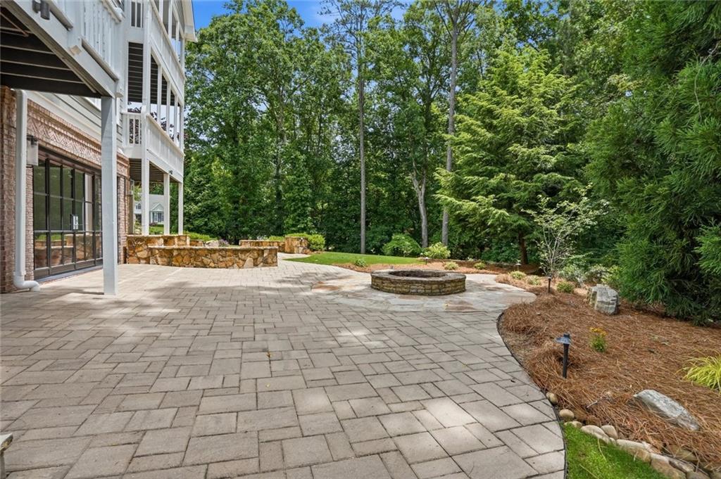 315 Lake Bend Court