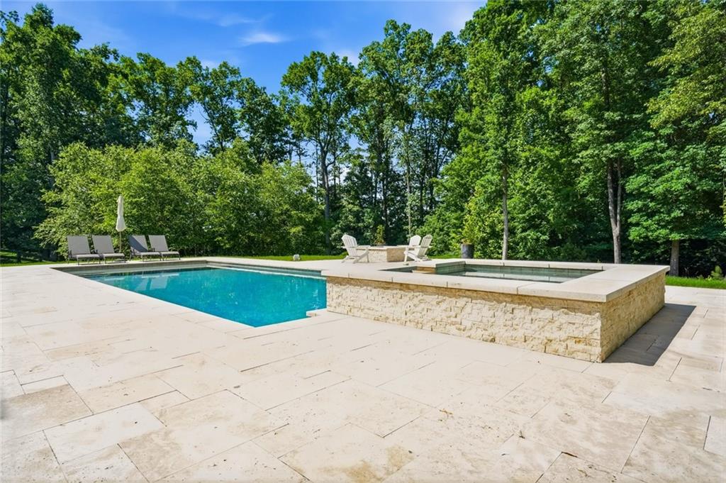 4540 Hawthorne Court