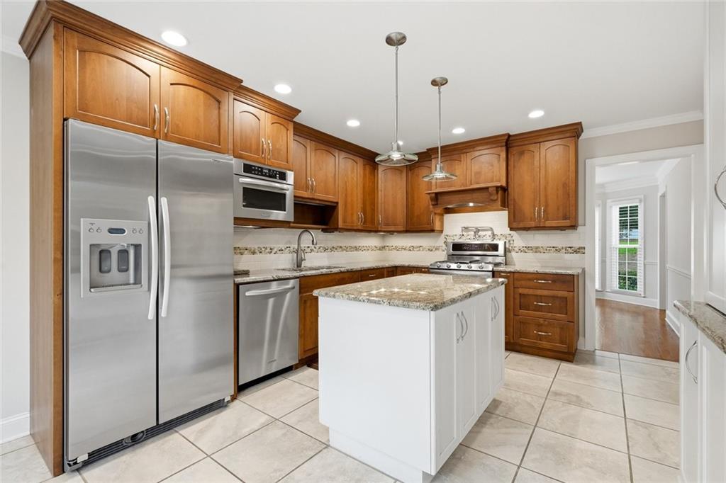 215 Birch Hollow Place